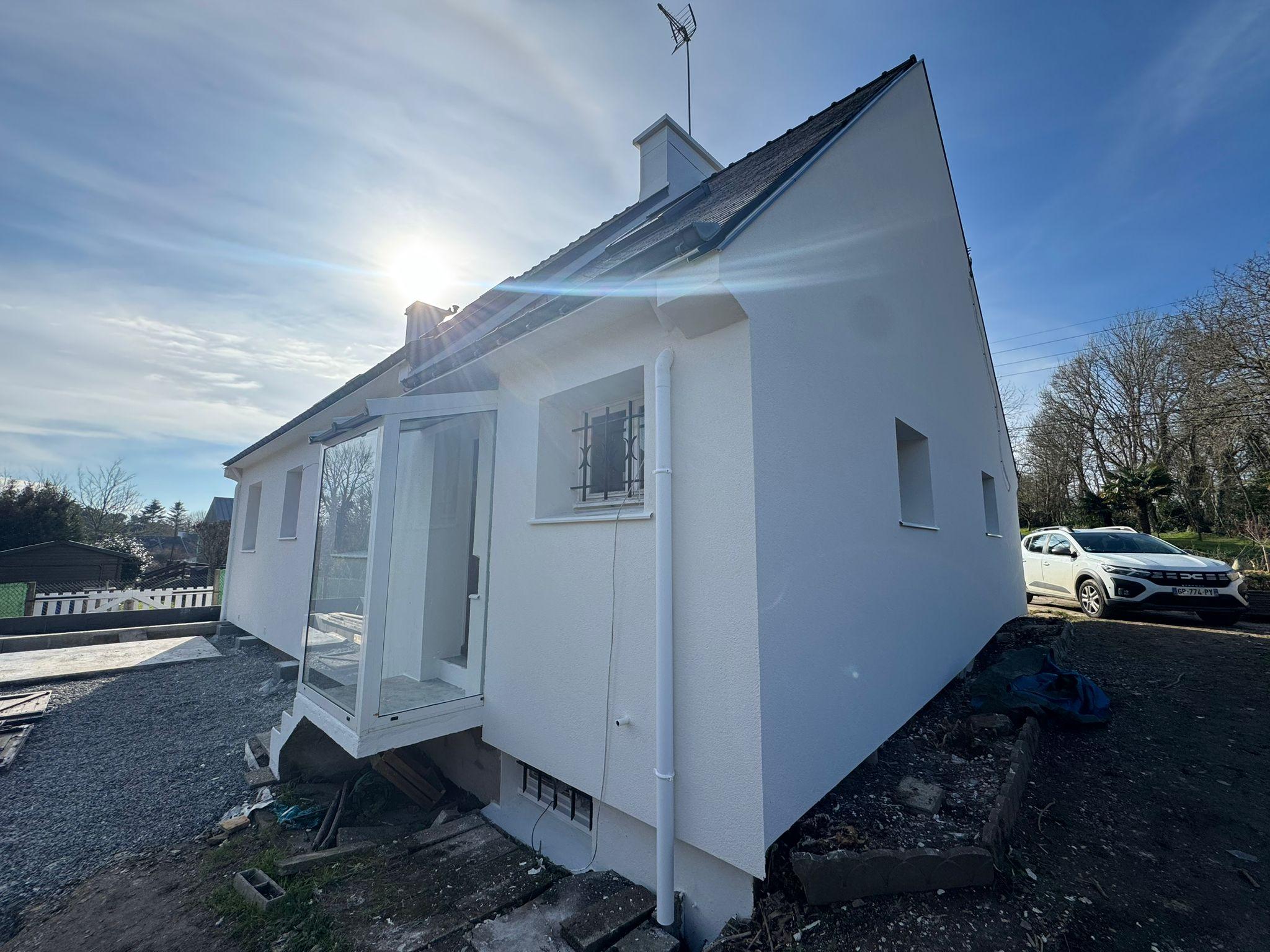 🏡 À Moëlan-sur-Mer, une nouvelle rénovation énergétique signée EcoTechnologies !