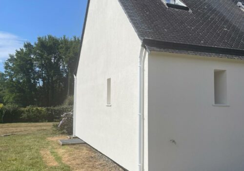 💬 Idée reçue #9 : “L’ITE, c’est forcément visible et ça change complètement l’apparence de la maison.”